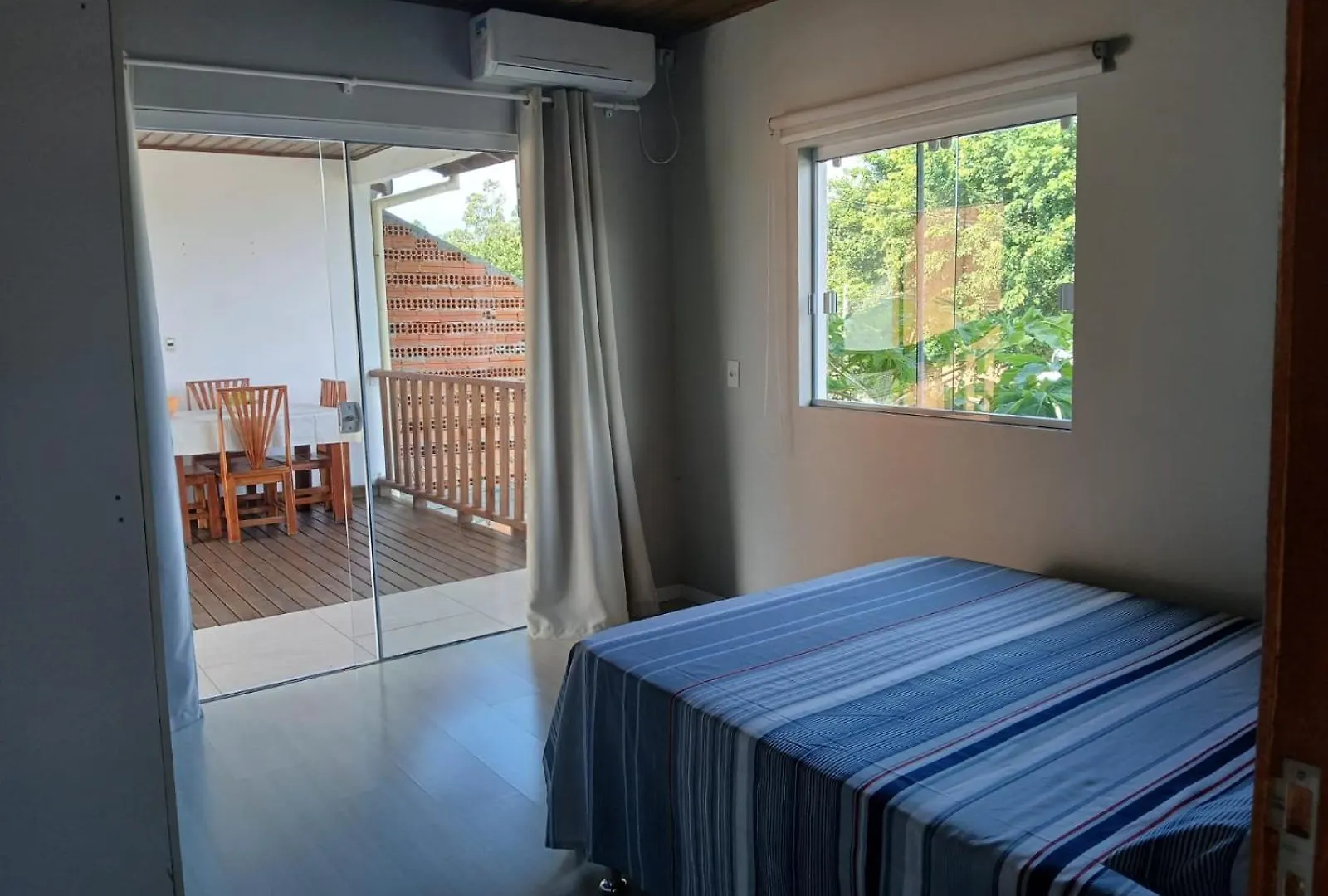 Acomodacao Tranquila Confortavel 15 Mt Da Praia Florianópolis Brasil